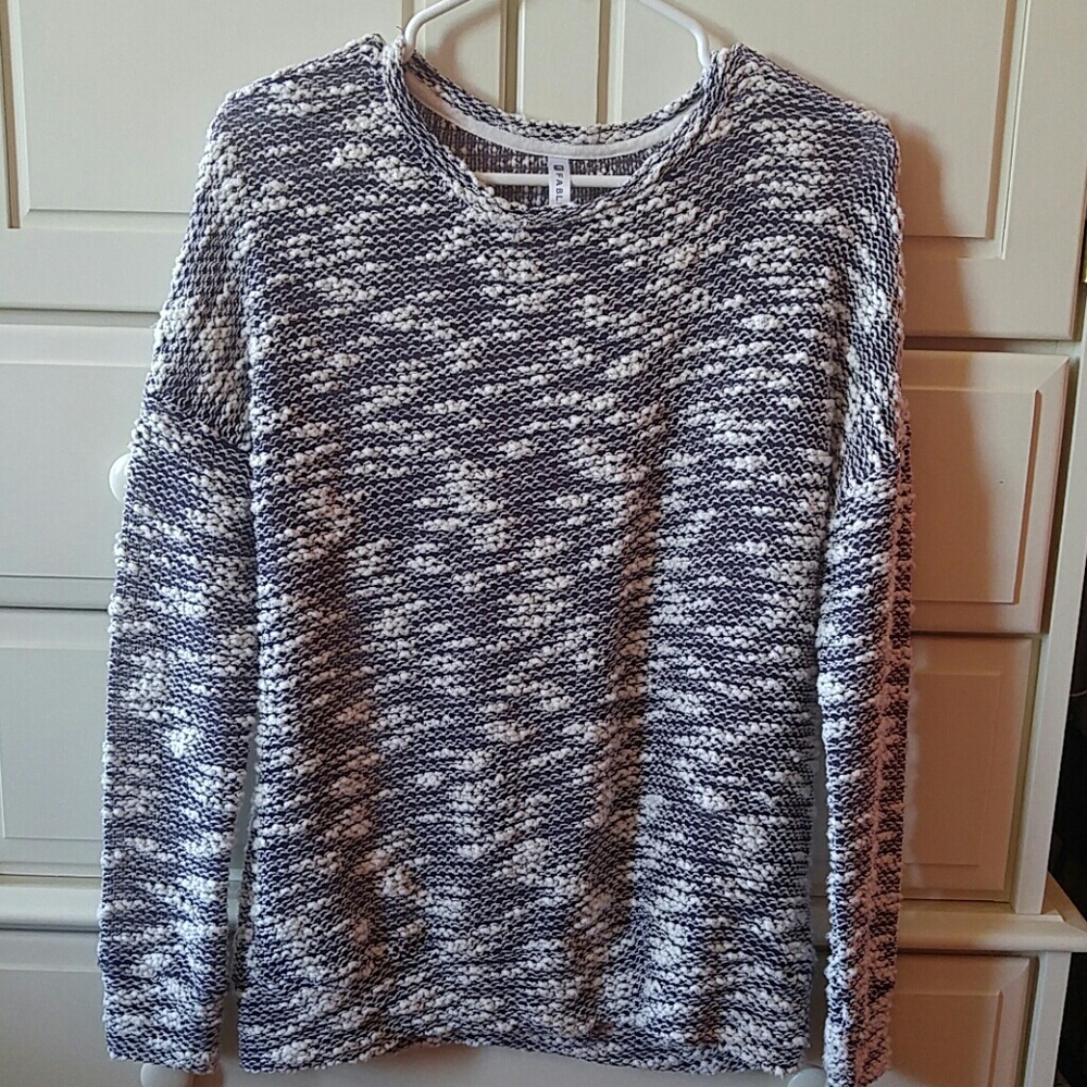 Light knit dark purple, white sweater